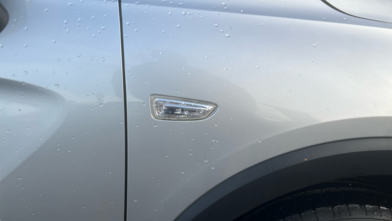 Vauxhall Crossland X 1.2T ecoTec [110] SE Nav 5dr [6 Speed] [S/S] Petrol Hatchback